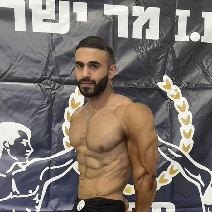 مراتب أولى لابطال كمال الاجسام من نادي ناصر حجلة من جلجولية